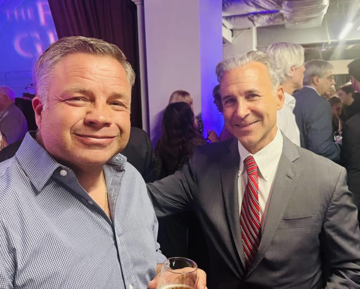 J.C. Merz of Greenwich and Greenwich First Selectman Fred Camillo catch up at The First Bank of Greenwich’s B2B event held at the Dome last Thursday. (Photo by Liz Leamy)